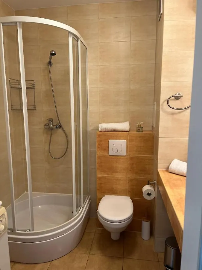 Apartment Apartament Z Garazem I Ogrodem Kolobrzeg